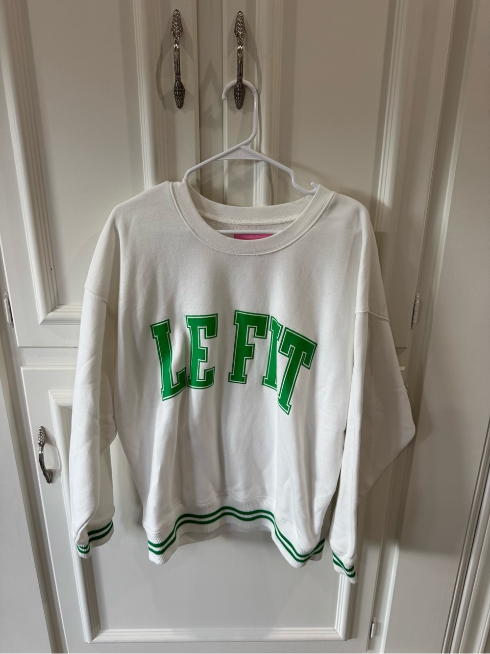 LE FIT White Set with Green Lettering